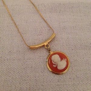 Long cameo necklace