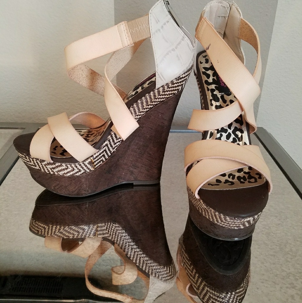 *SOLD* Cork, print, and tan faux leather Wedges