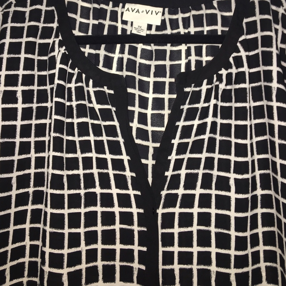 Black and White Grid Top