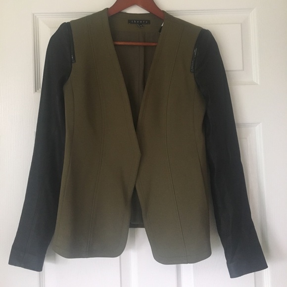 Theory Jackets & Blazers - Theory leather Yaisa blazer SizeP EUC