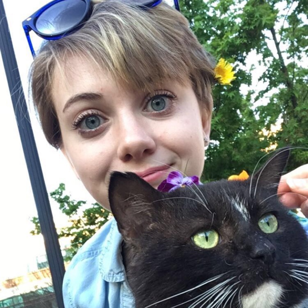 Meet your Posher, Emma