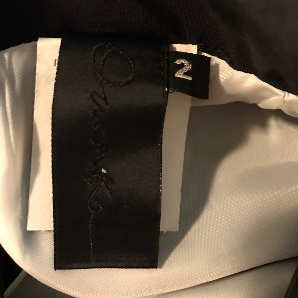 New woman's Omorika dress. - Picture 4 of 4