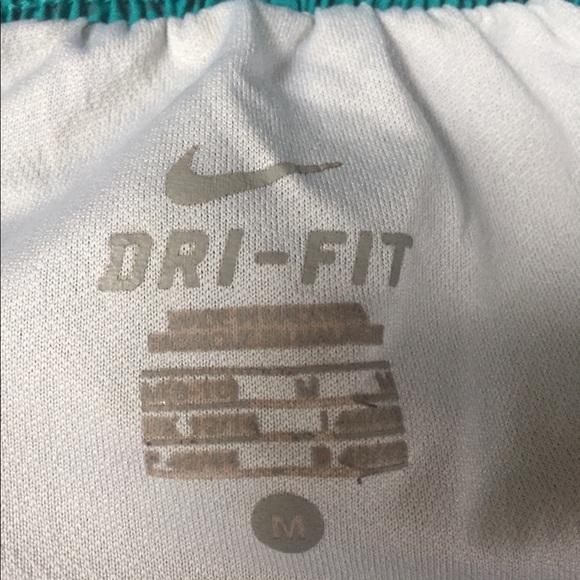 Nike Running Shorts - Picture 3 of 3