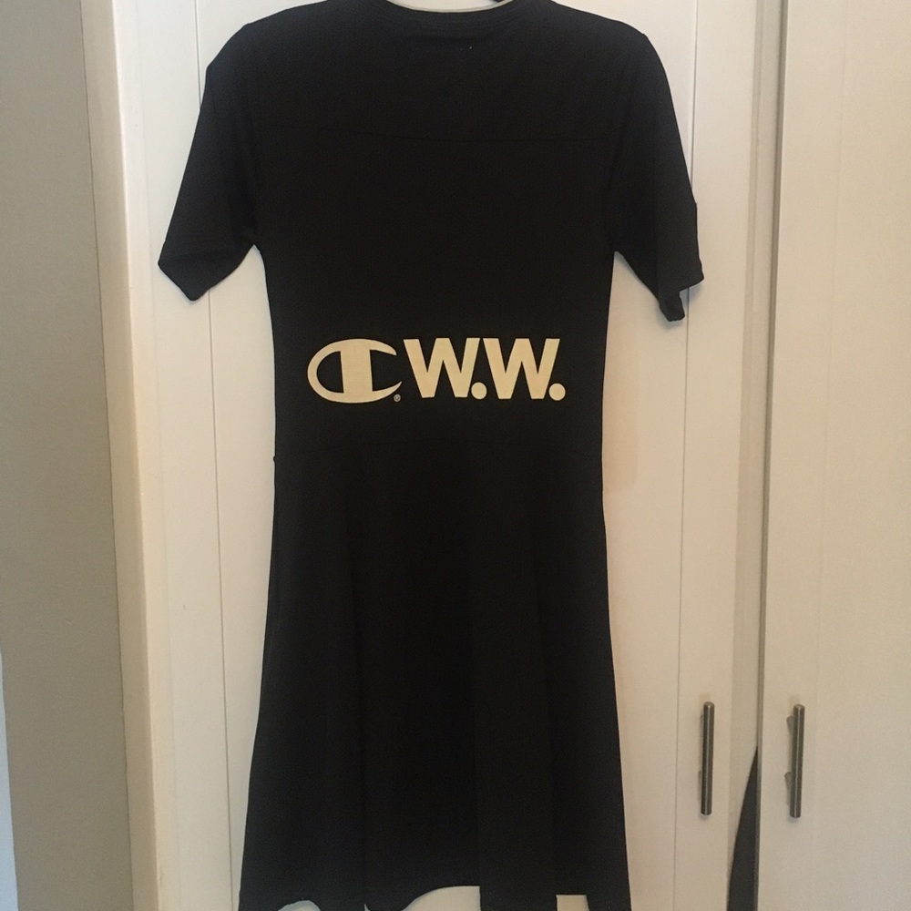 Champion dress #StreetStyle #Champion #Adidas