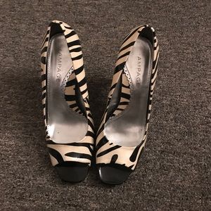 Zebra heels