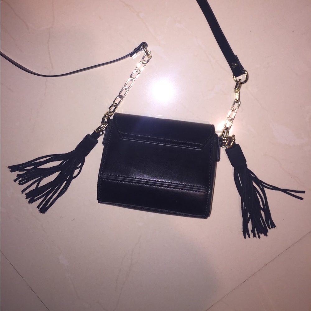 Zara Geometric Crossbody 💕