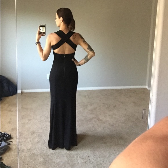 No occasions to wear to. - Picture 2 of 3