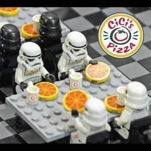 Meet your Posher, Derek