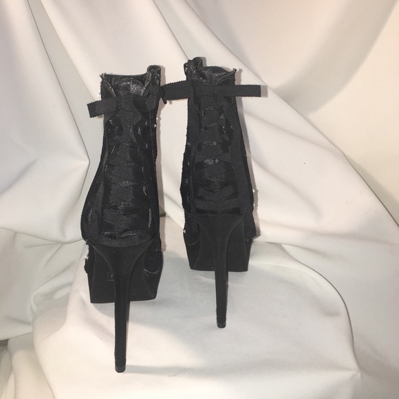 Lace Swarovski embellish corset tie peep toe - Picture 3 of 7