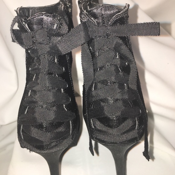 Lace Swarovski embellish corset tie peep toe - Picture 5 of 7