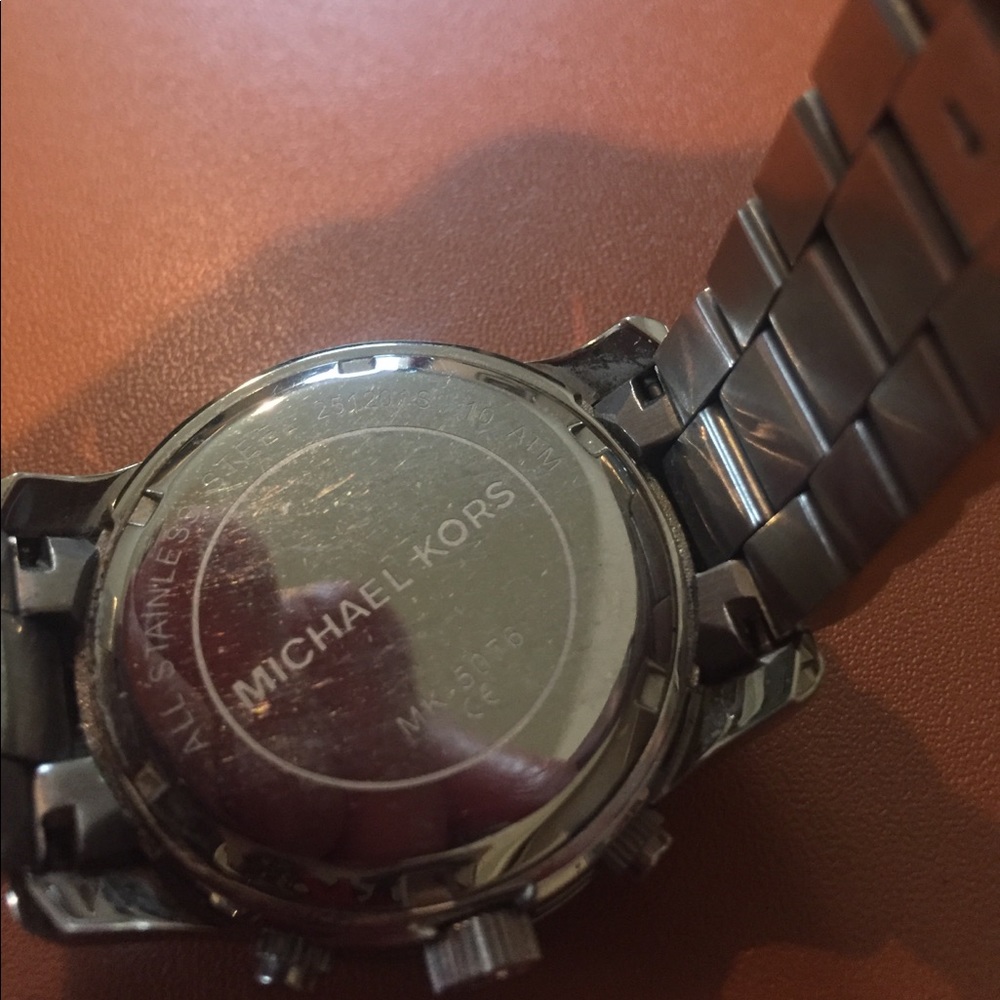 Michael kors watch - Picture 3 of 4