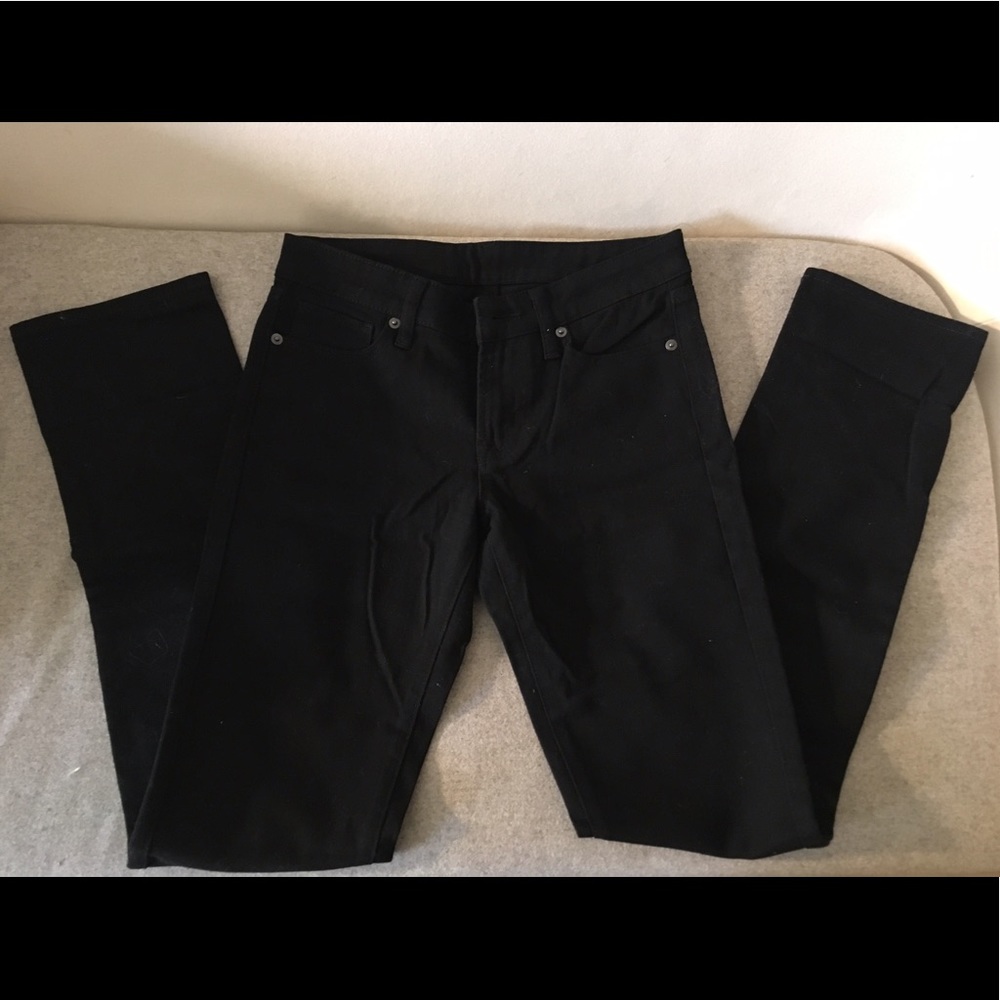 Uniqlo Black Mid Waist Denim