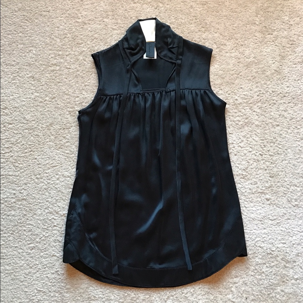 New woman's  Omorika blouse. - Picture 2 of 4