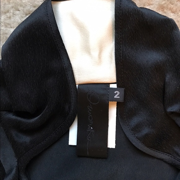 New woman's  Omorika blouse. - Picture 4 of 4