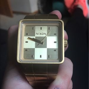 NIXON WATCH