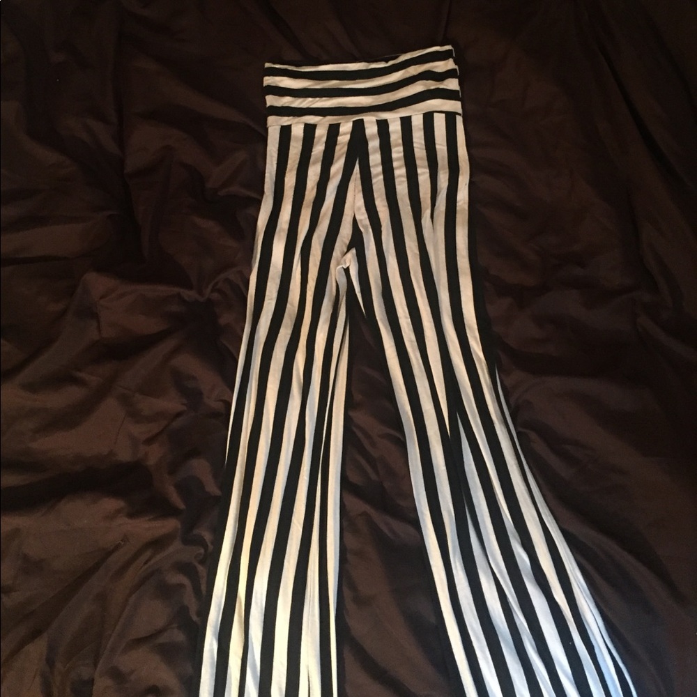 Retro flair pants 💖