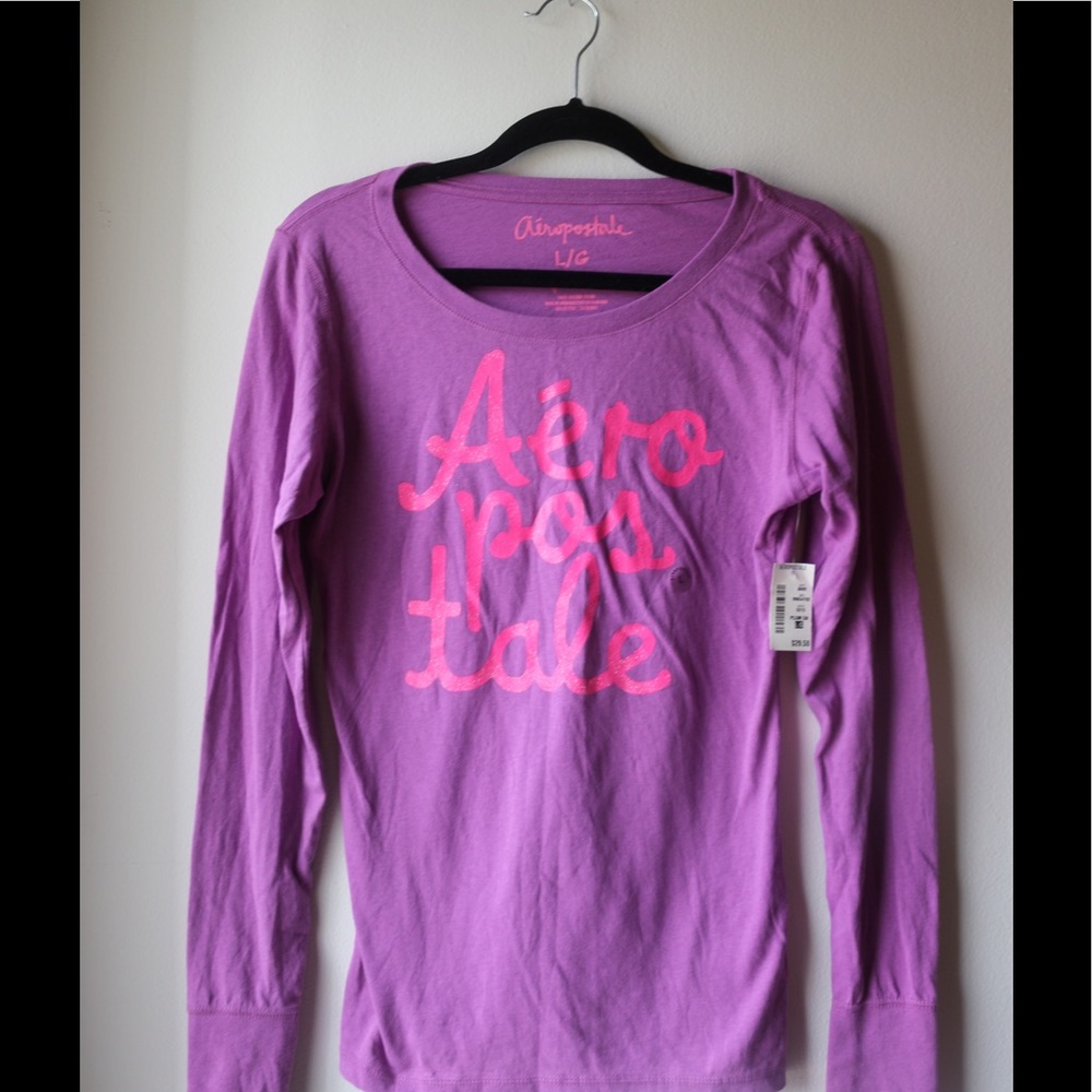NWT Aero Purple crew neck long sleeve T-shirt