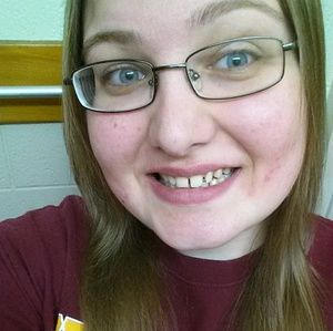 Meet your Posher, Brittney