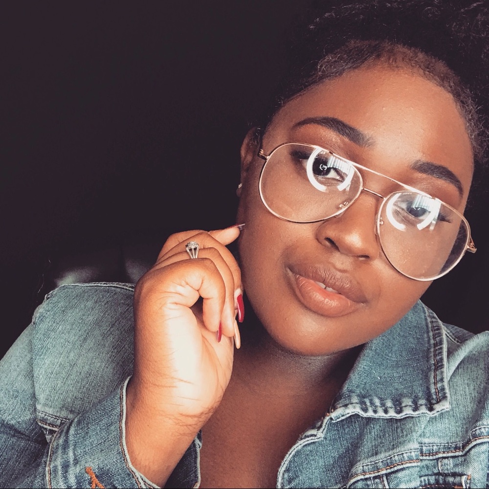 Meet your Posher, De'nesha