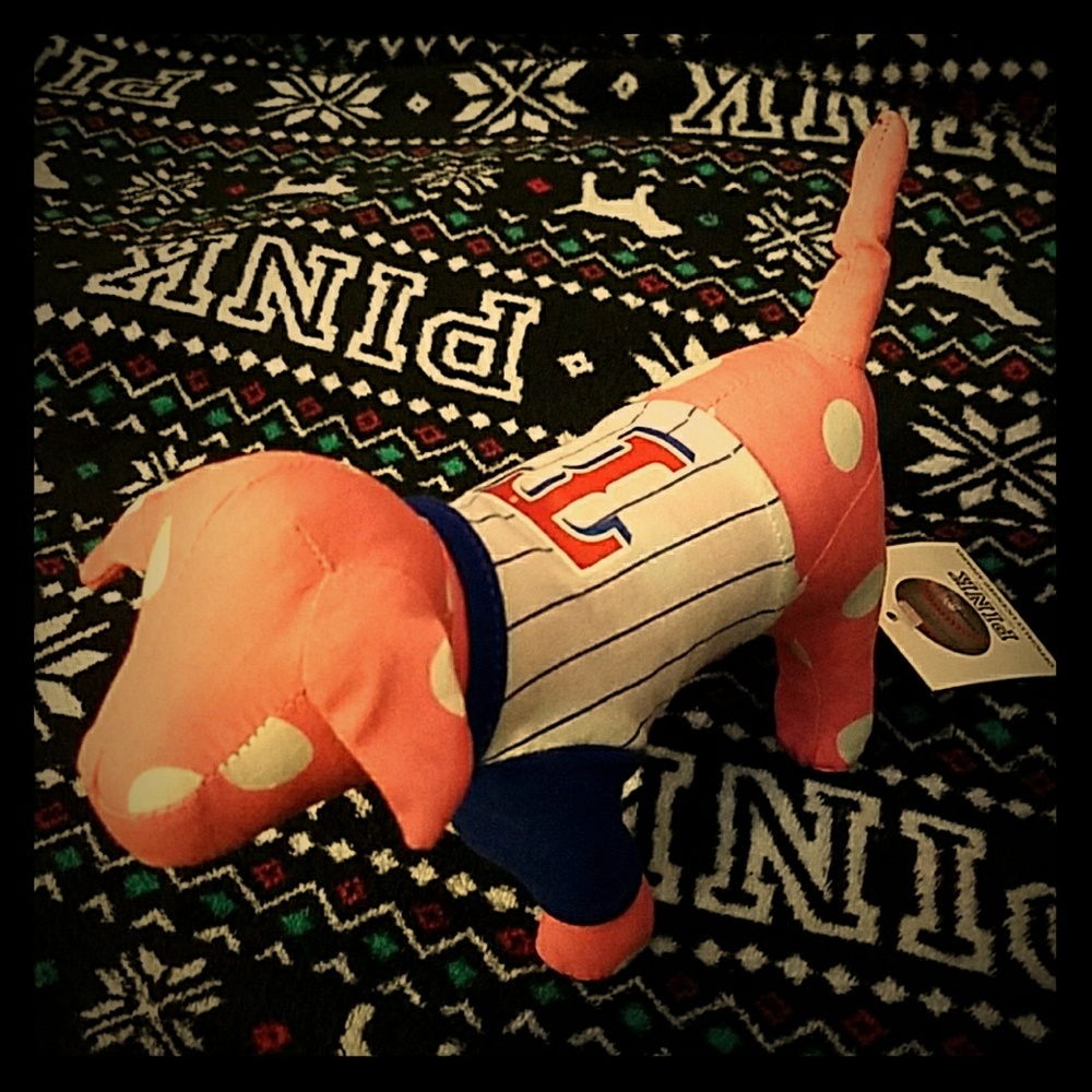 VS PINK MLB RANGERS DOG