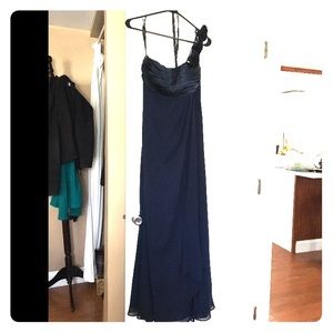 Bill Levkoff bridesmaid dress.
