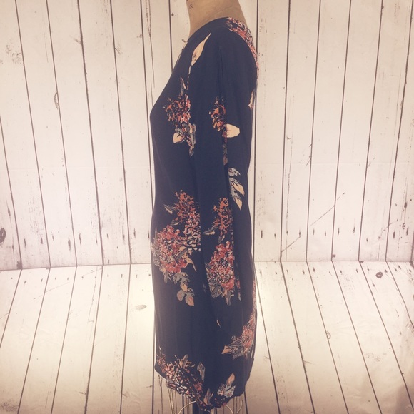 Navy Blue Midi Floral Dress w/ Slit Sleeves - Picture 2 of 6