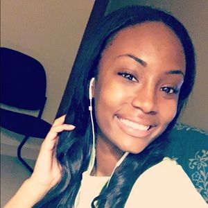 Meet your Posher, Leranda