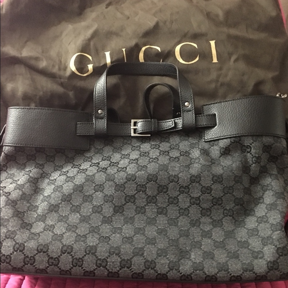 Gucci bag with long strap