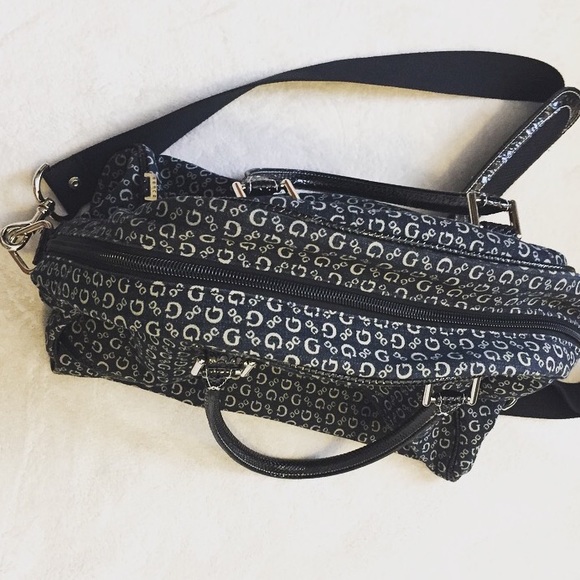 Guess by Marciano Bags Nwot Guess Double Strap Carry On Weekender Bag