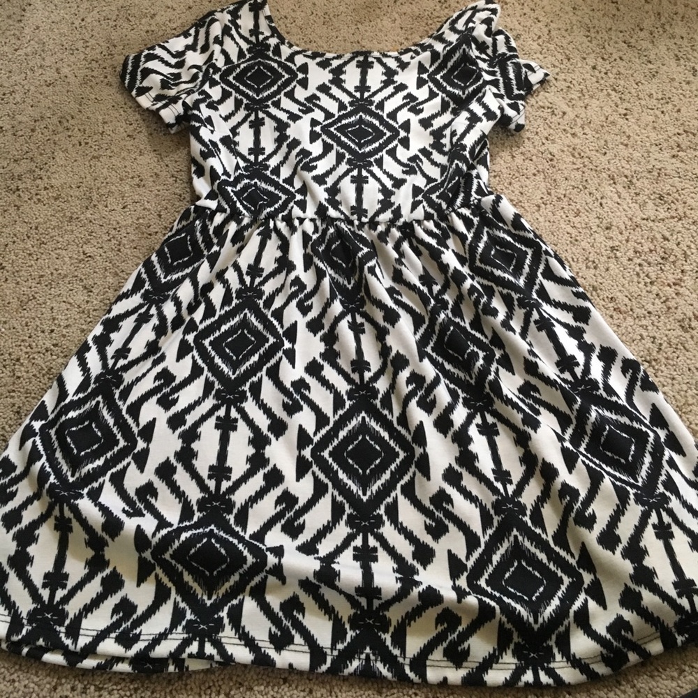 Black and white mini dress