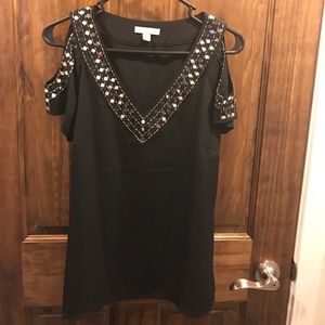 NY and co cold shoulder dress shirt