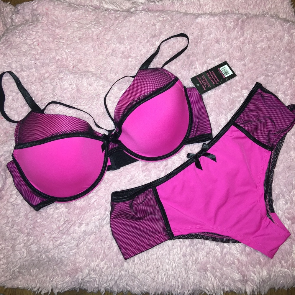Super SEXY bra set with sexy straps in the front👙