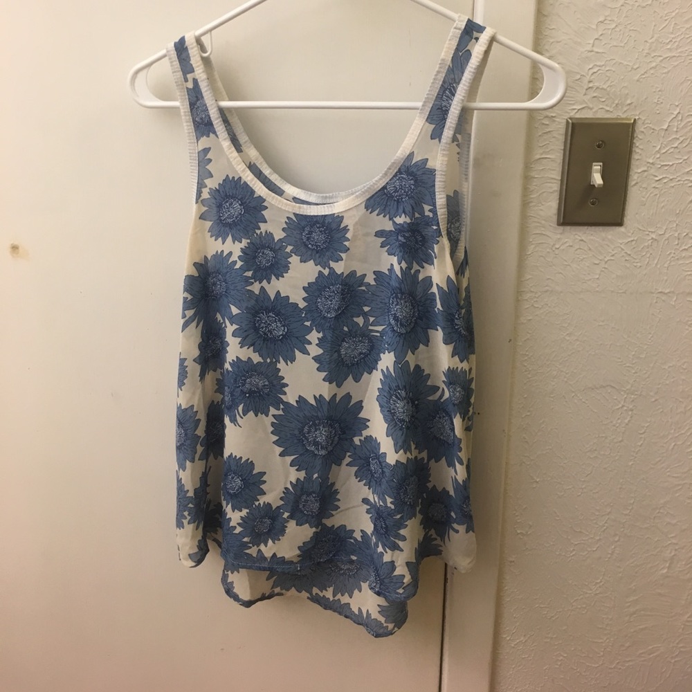 Floral blue and white top