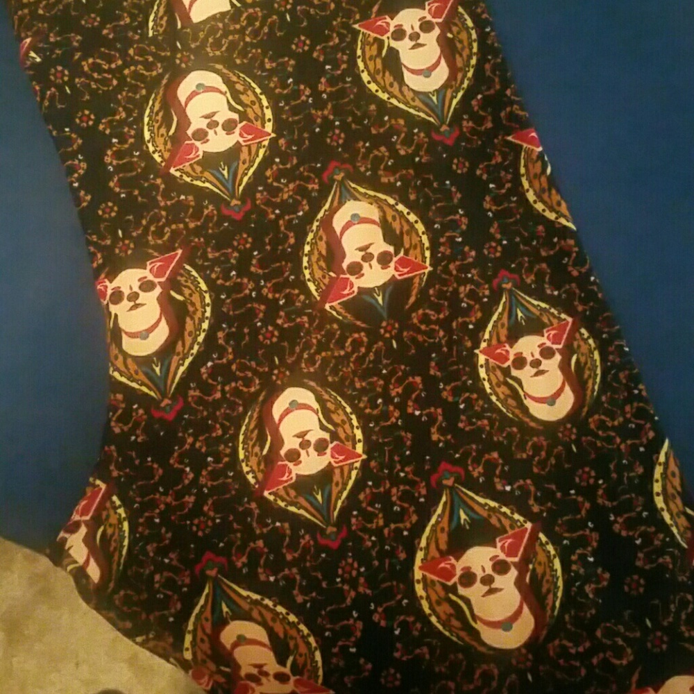 Lula Roe  chihuahua  leggings