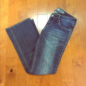 Express Stella, Bootcut, low rise jeans