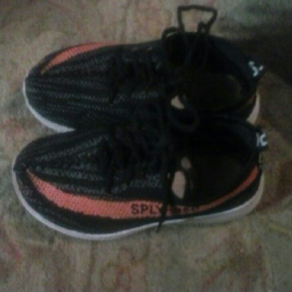 Yeezy boost 360