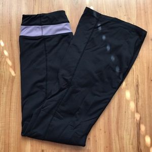 lululemon athletica Black and Purple Groove Pant!