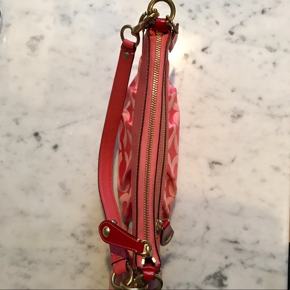 Must go!! ⭐️ Coach pink bag 🌸 Like New Condition - Picture 7 of 8