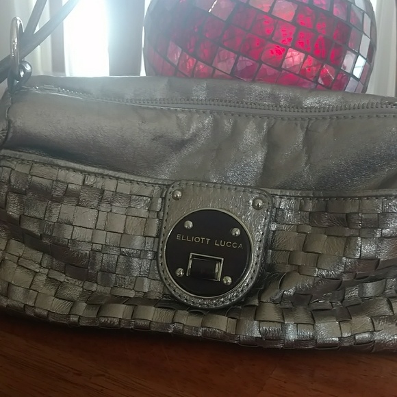 Elliot Lucca silver woven leather handbag - Picture 1 of 5