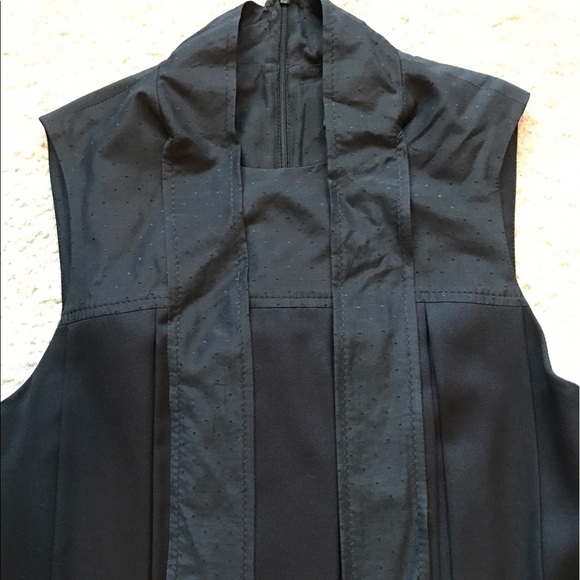 New woman's Omorika dress. - Picture 2 of 4