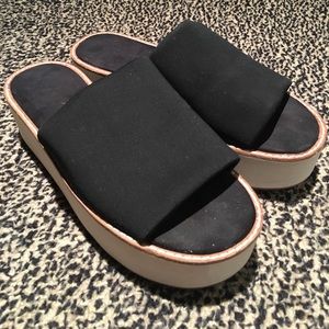 J/Slides Blinky women Open Toe Platform Sandal