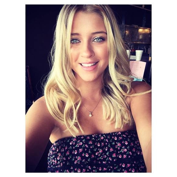 Meet your Posher, Justine - Picture 1 of 1