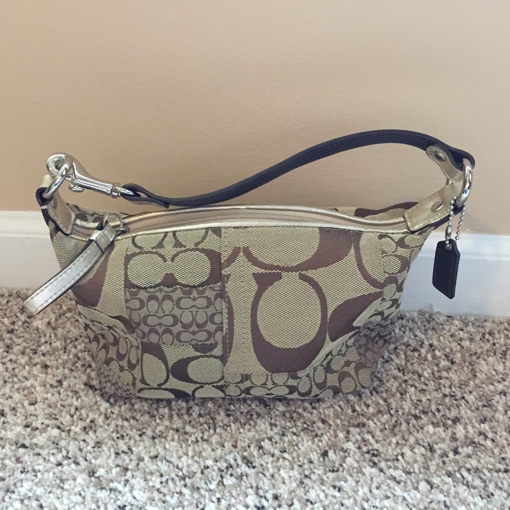 Authentic Coach handbag brown with gold detailing