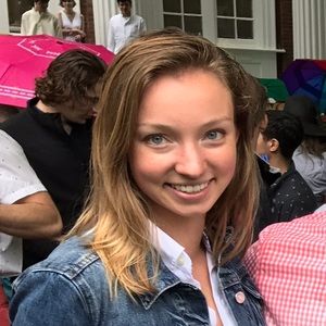 Meet your Posher, Emily