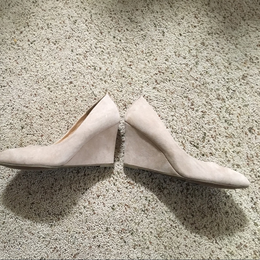 Velvet material tan wedges