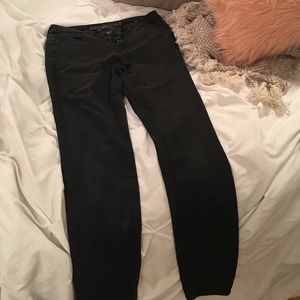 American Eagle Black Hi-Rise Jegging