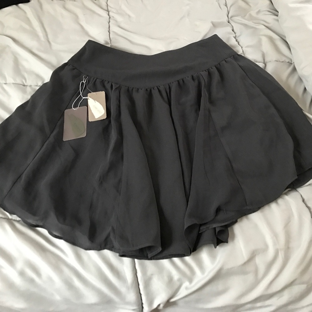 Grey flair skirt.