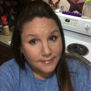Meet your Posher, Alyce