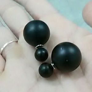 Double sided earrings