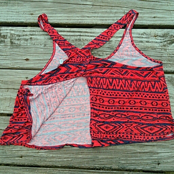 Aztec Crop Top - Picture 4 of 6